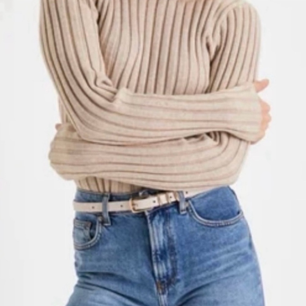 DANIEL HECHTER Womens Long Sleeve
Knit Sweater